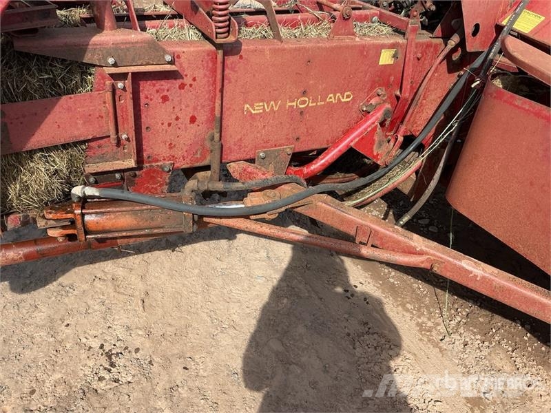 New Holland Hayliner 273 Square Baler Heinapressid