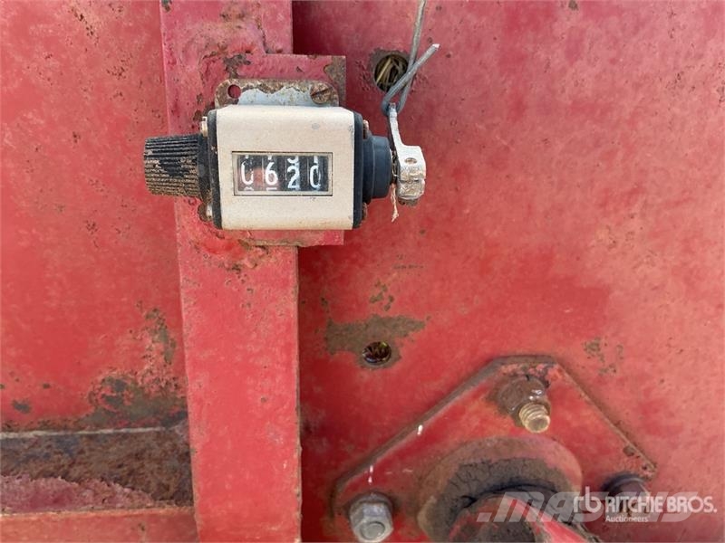 New Holland Hayliner 273 Square Baler Heinapressid