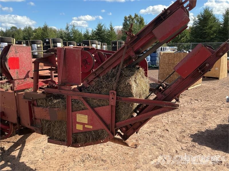 New Holland Hayliner 273 Square Baler Heinapressid