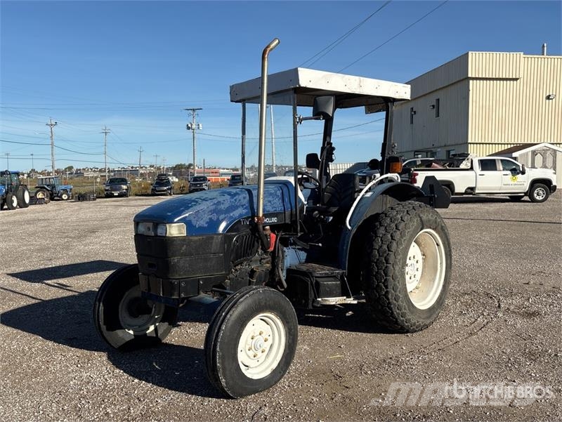 New Holland TN55 2WD Tractor Traktori