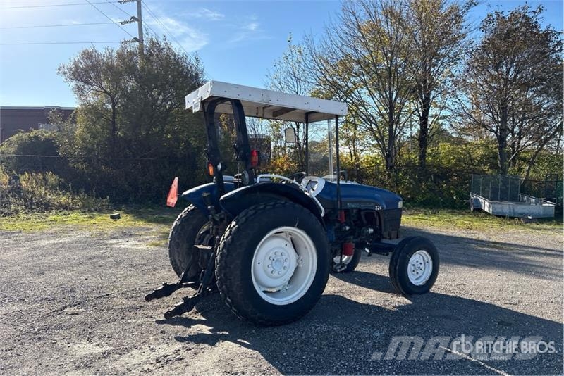 New Holland TN55 2WD Tractor Traktori