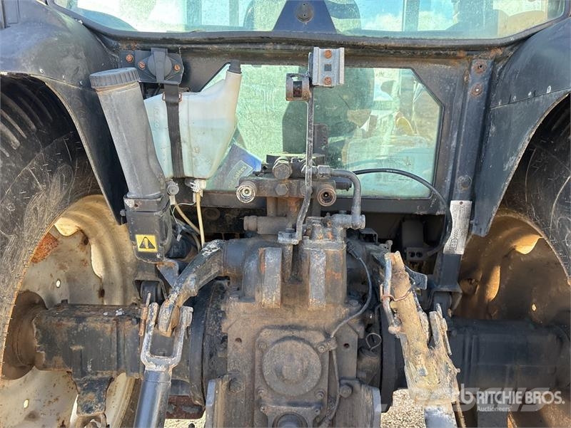 New Holland TN60DA Traktori