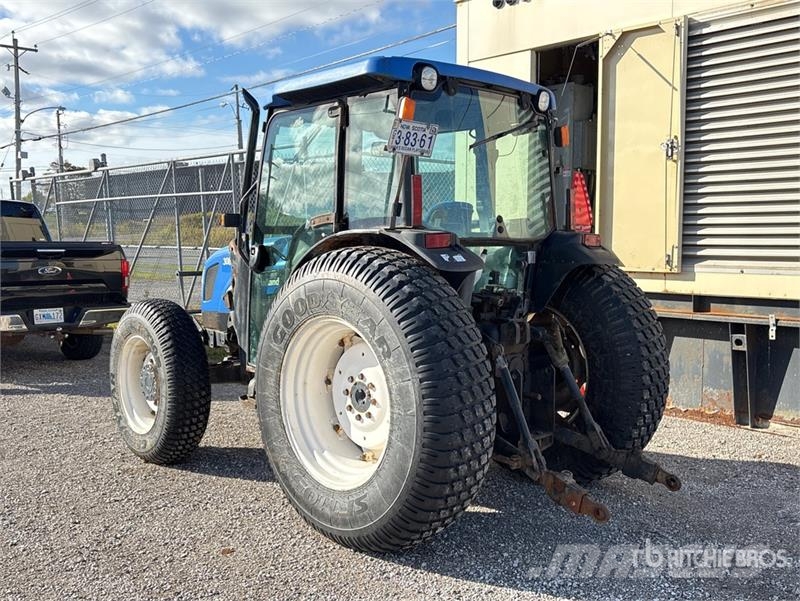 New Holland TN60DA Traktori