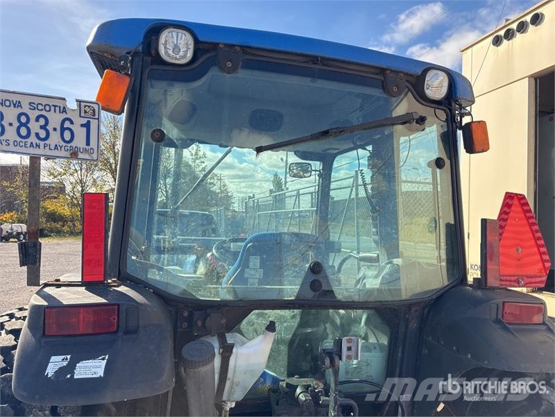 New Holland TN60DA Traktori