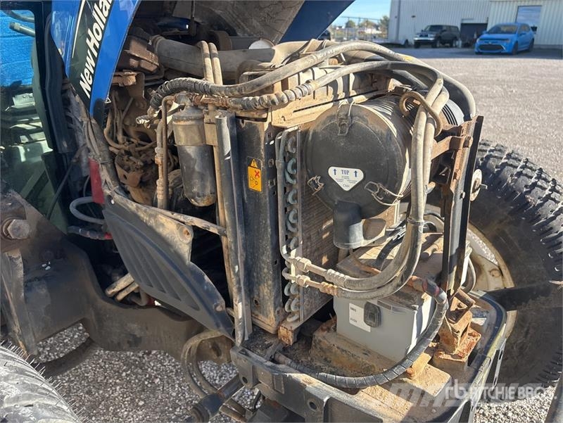 New Holland TN60DA Traktori