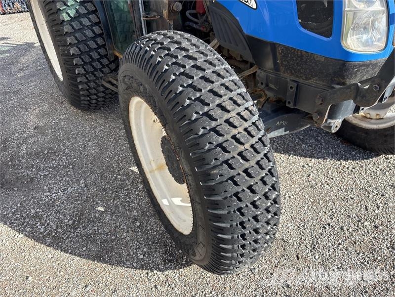 New Holland TN60DA Traktori