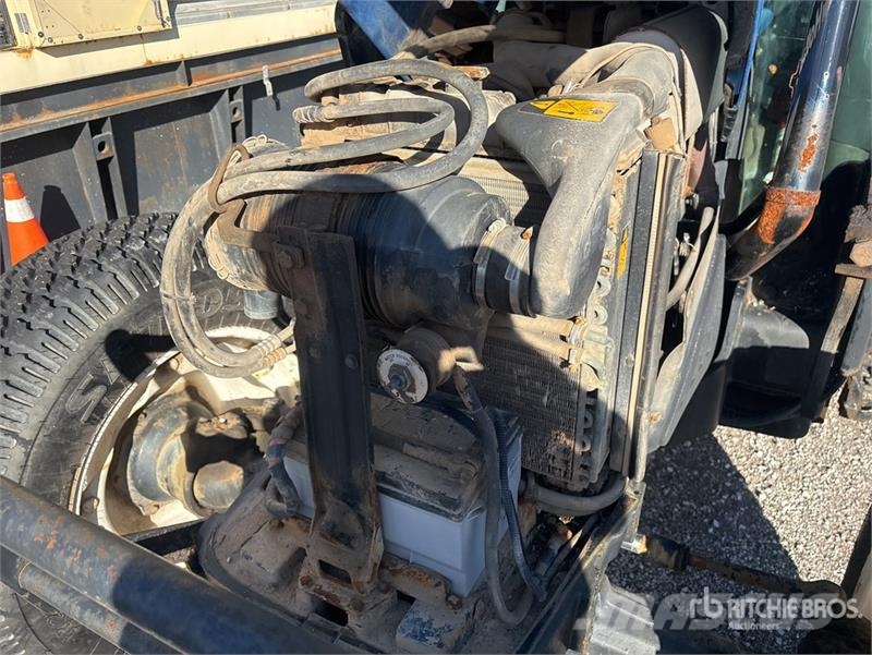 New Holland TN60DA Traktori