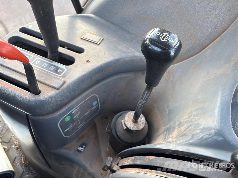 New Holland TS110 Traktoriai
