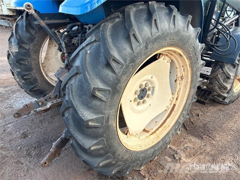 New Holland TS110 Traktoriai