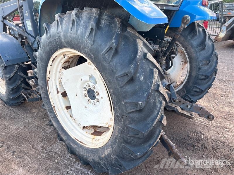New Holland TS110 Traktoriai
