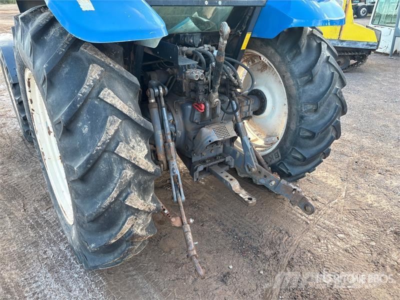 New Holland TS110 Traktoriai