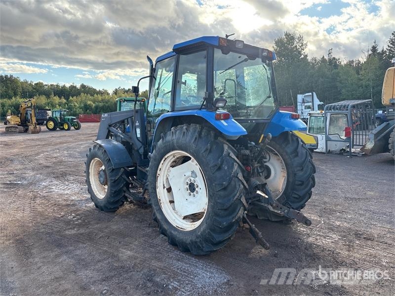 New Holland TS110 Traktoriai