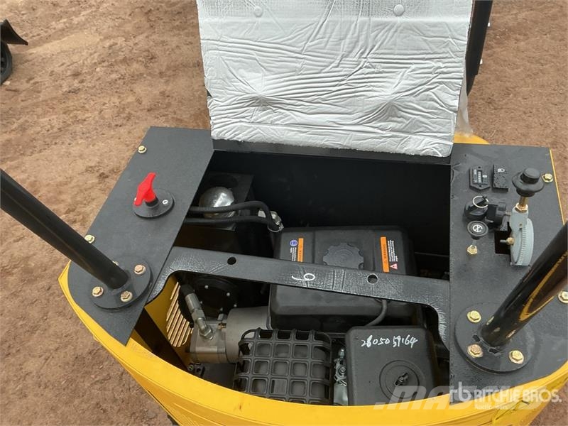  NR12 Mini Excavator (Unused) Mini ekskavatori < 7 t