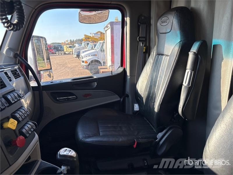 Peterbilt 567 Trekkers