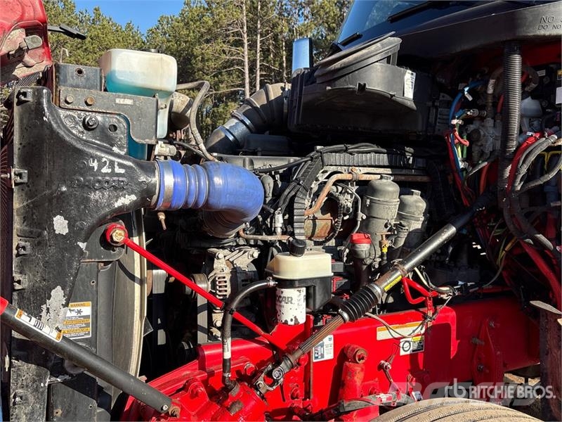 Peterbilt 567 Trekkers