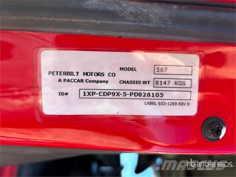 Peterbilt 567 وحدات الجر