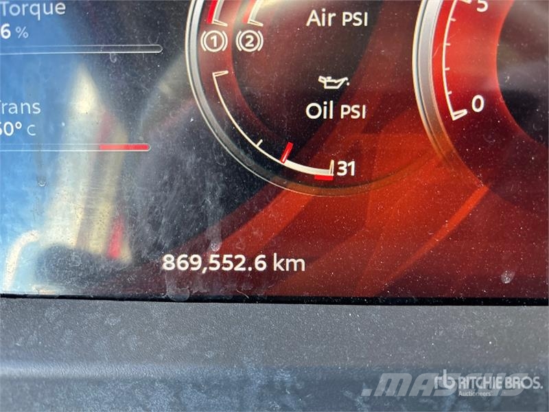 Peterbilt 567 وحدات الجر