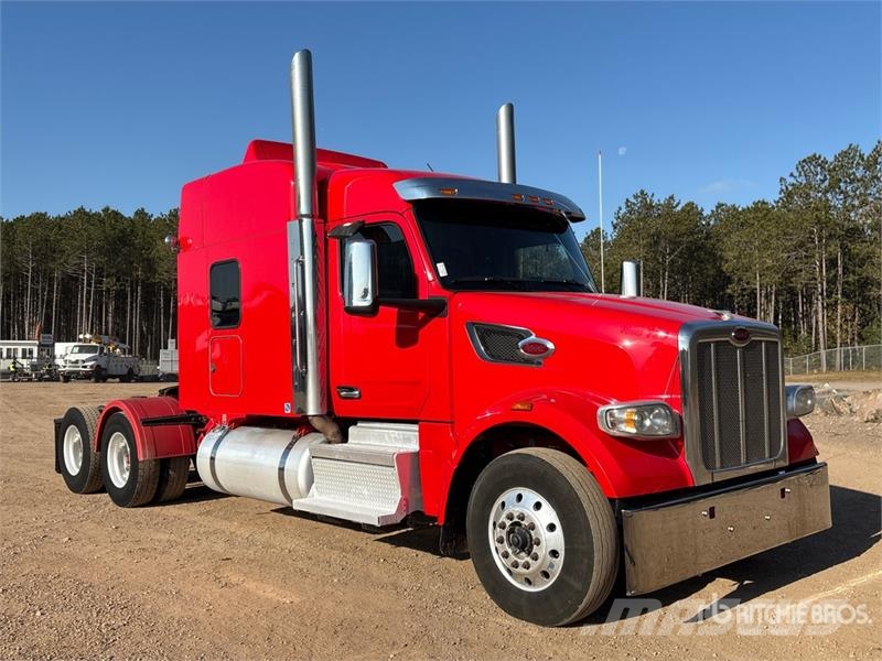 Peterbilt 567 Trekkers