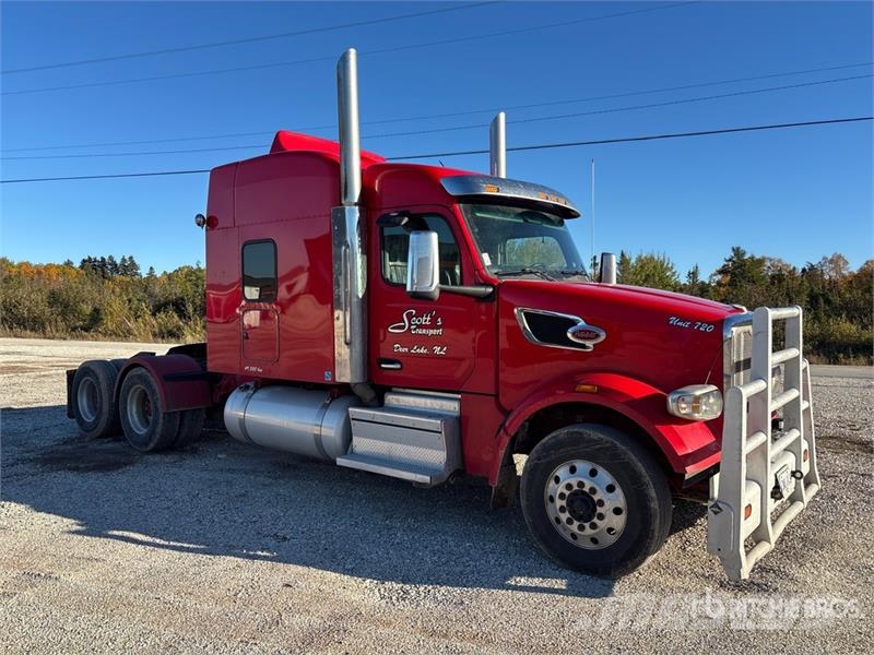 Peterbilt 567 وحدات الجر
