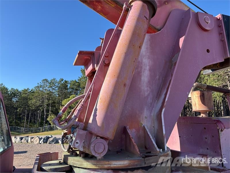 Pettibone 4x4x4 All Terrain Crane Polovne dizalice za sve terene