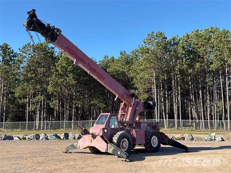 Pettibone 4x4x4 All Terrain Crane Polovne dizalice za sve terene