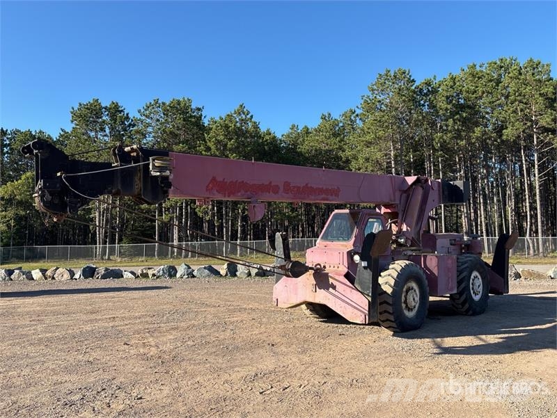 Pettibone 4x4x4 All Terrain Crane Polovne dizalice za sve terene