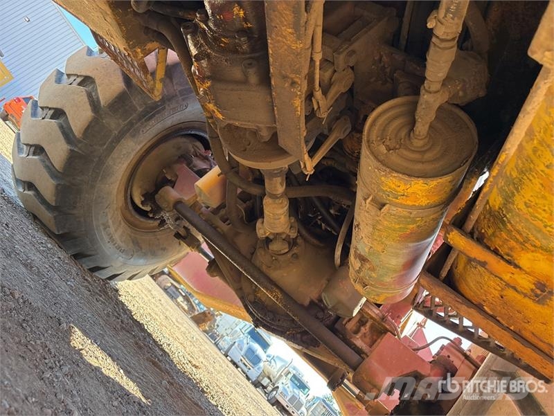 Pettibone 4x4x4 All Terrain Crane Polovne dizalice za sve terene
