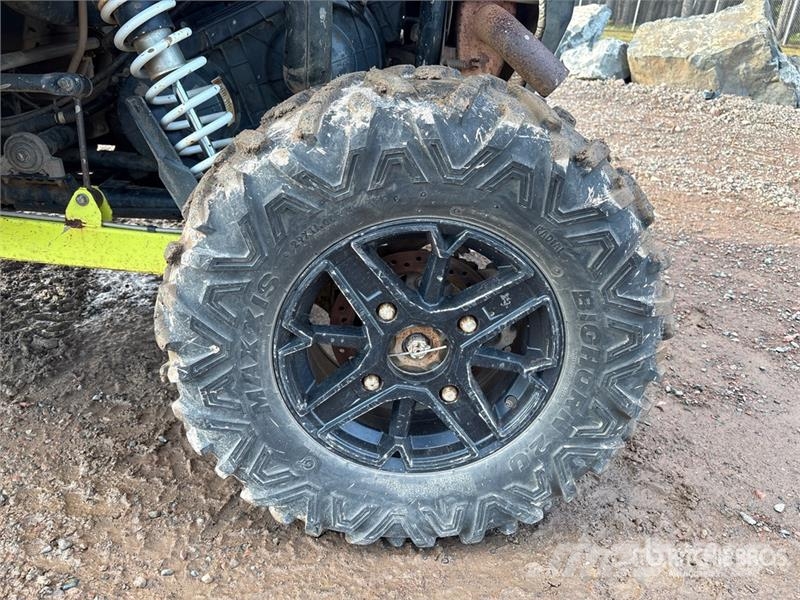 Polaris 1000 RZR 4x4 XP Side By Side 自動車
