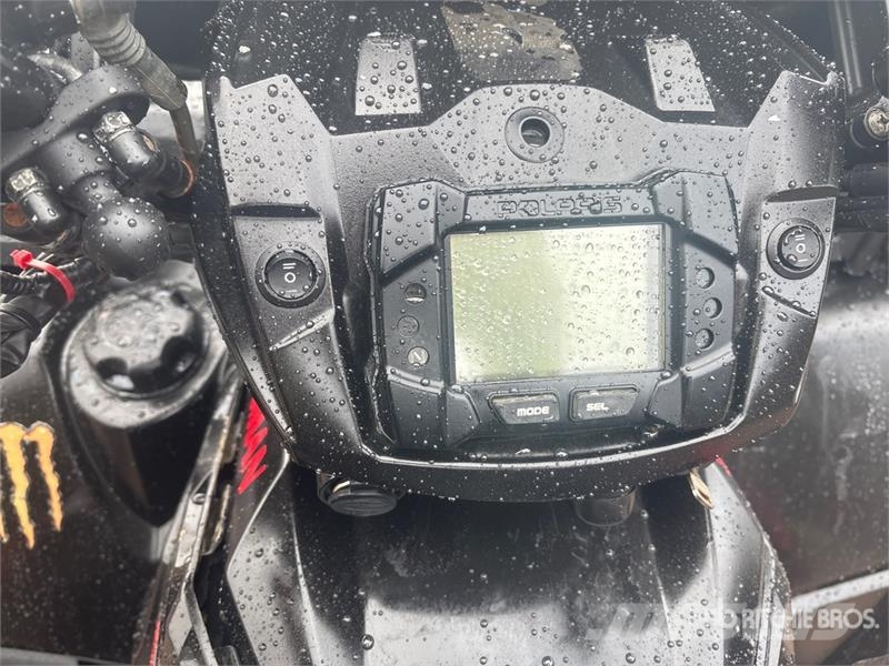 Polaris SE8 4x4 ATV Квадроциклы
