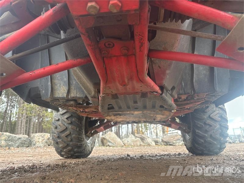 Polaris SE8 4x4 ATV Квадроциклы