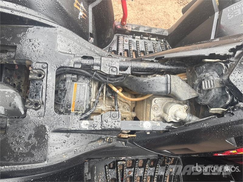 Polaris SE8 4x4 ATV Квадроциклы