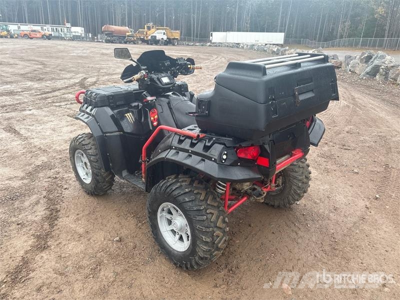 Polaris SE8 4x4 ATV Квадроциклы