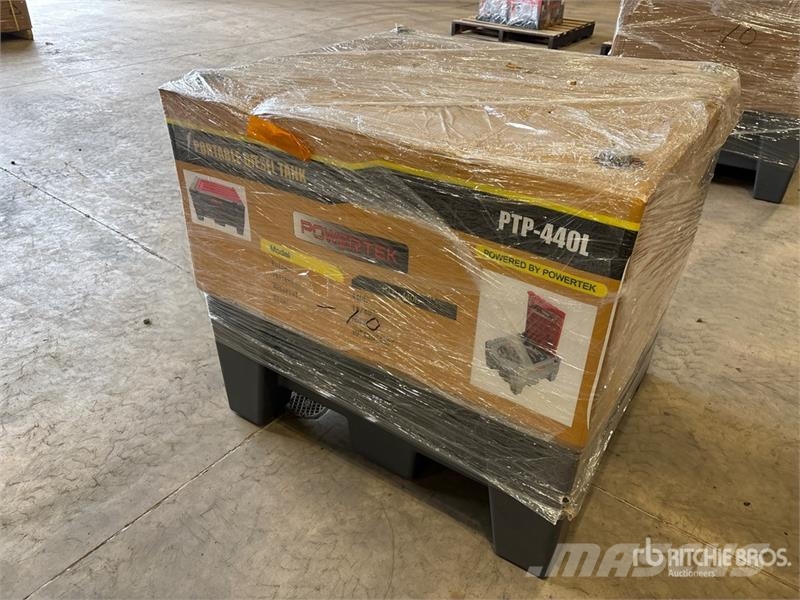 Powertek PTP-440L 116 gal Portable Poly Diesel Fuel Tank (U 연료 및 첨가제 탱크