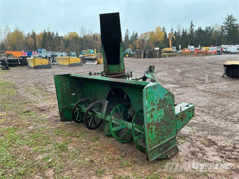 Pronovost 7 ft 8 in Snow Blower Kar püskürtücüler