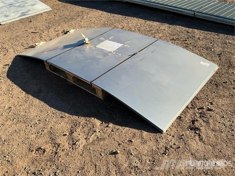  Quantity of (10) 4 ft x 8 ft Stainless Steel Sheet معدات البناء - غير ذلك