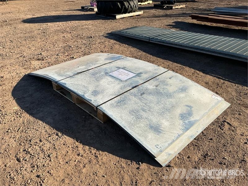  Quantity of (10) 4 ft x 8 ft Galvanized Sheets معدات البناء - غير ذلك