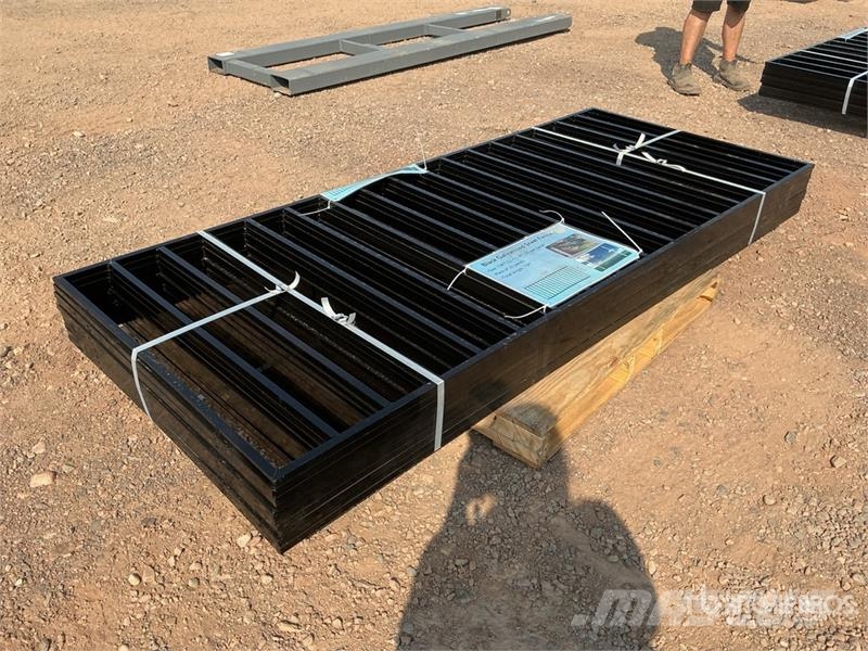 Quantity of (10) 7 ft 9 in x 3 ft 3 in Galvanized Zäune und Zubehör