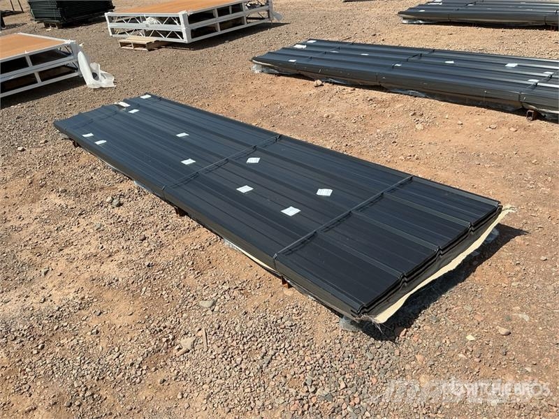 Quantity of (100) Black Metal Roof Panels (Unused) Gervės, keltuvai ir medžiagų kėlimo įranga