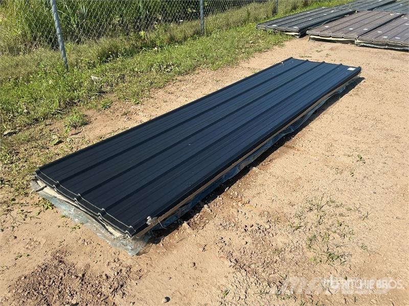 Quantity of (100) Black Metal Roof Panels (Unused) Gervės, keltuvai ir medžiagų kėlimo įranga
