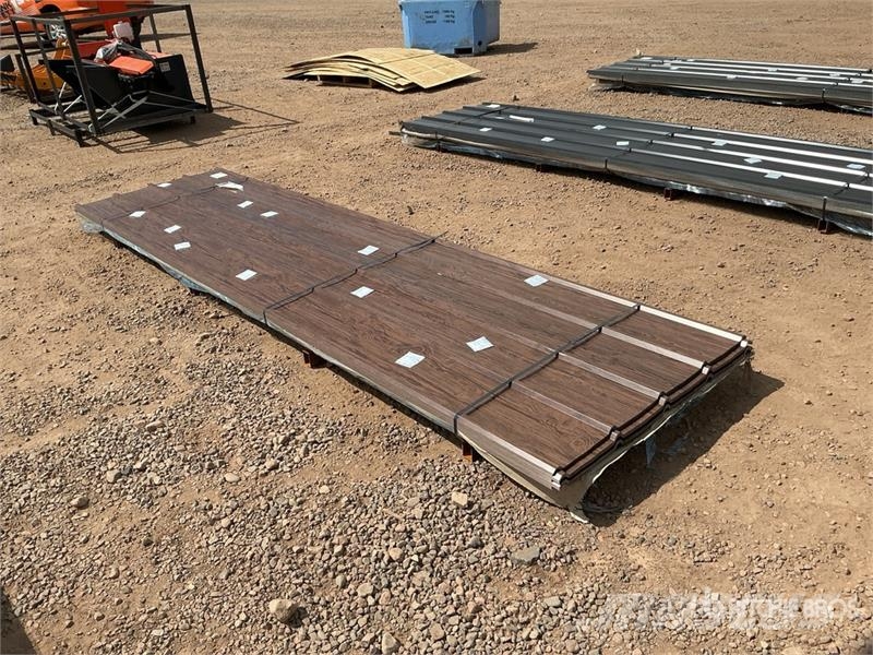 Quantity of (100) Brown Metal Roof Panels (Unused) Gervės, keltuvai ir medžiagų kėlimo įranga