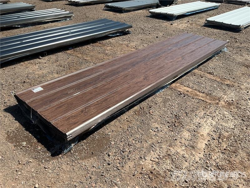 Quantity of (100) Brown Metal Roof Panels (Unused) Gervės, keltuvai ir medžiagų kėlimo įranga
