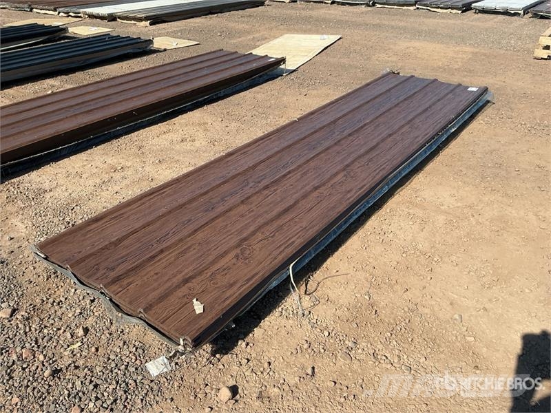 Quantity of (100) Brown Metal Roof Panels (Unused) Gervės, keltuvai ir medžiagų kėlimo įranga