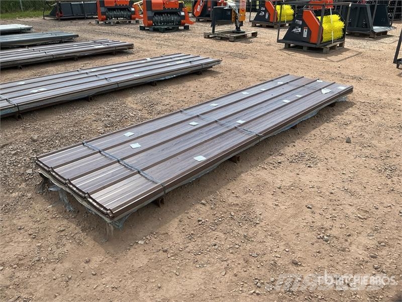 Quantity of (100) Brown Metal Roof Panels (Unused) Gervės, keltuvai ir medžiagų kėlimo įranga