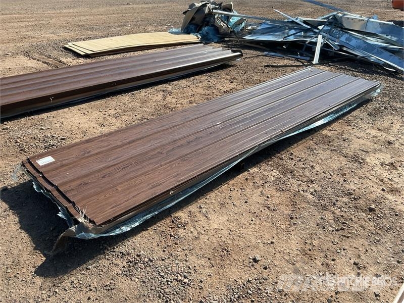 Quantity of (100) Brown Metal Roof Panels (Unused) Gervės, keltuvai ir medžiagų kėlimo įranga