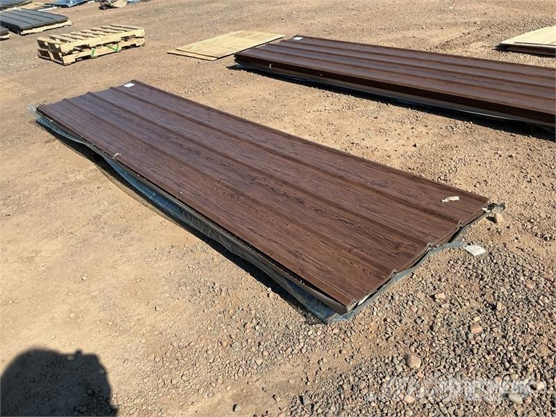 Quantity of (100) Brown Metal Roof Panels (Unused) Gervės, keltuvai ir medžiagų kėlimo įranga
