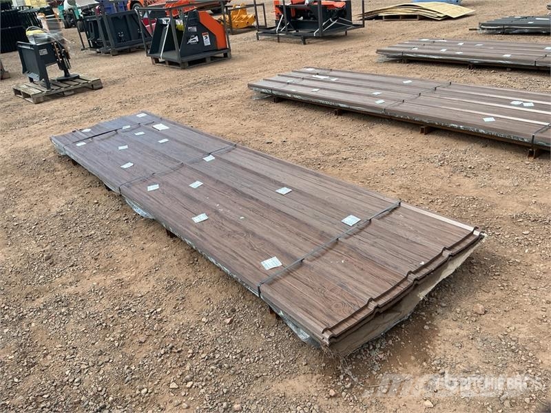 Quantity of (100) Brown Metal Roof Panels (Unused) Gervės, keltuvai ir medžiagų kėlimo įranga