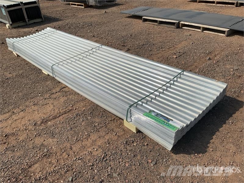  Quantity of (100) Clear Polycarbonate Roof Panel ( Gervės, keltuvai ir medžiagų kėlimo įranga
