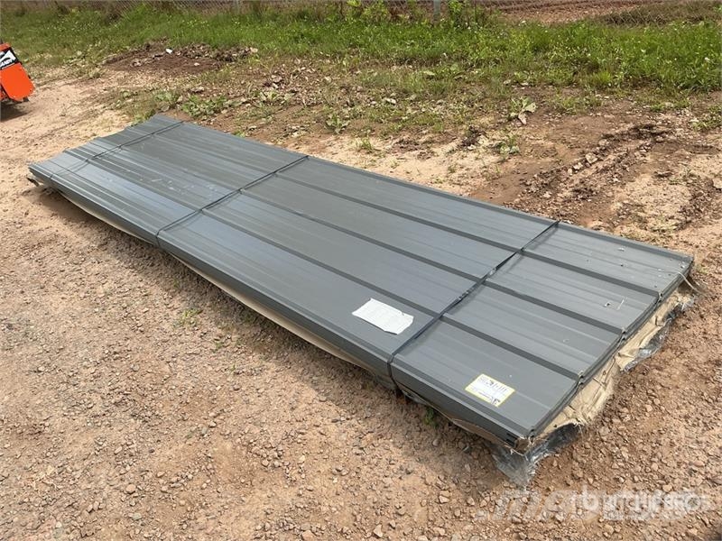 Quantity of (100) Grey Metal Roof Panels (Unused) Gervės, keltuvai ir medžiagų kėlimo įranga