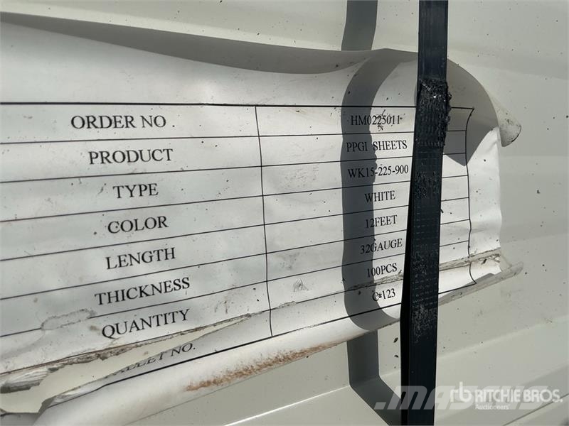 Quantity of (100) White Metal Roof Panels (Unused) Gervės, keltuvai ir medžiagų kėlimo įranga