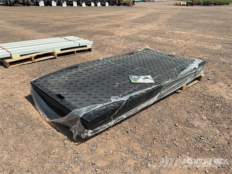 Quantity of (12) 8 ft x 4 ft Ground Protection Roa Ostale kargo komponente